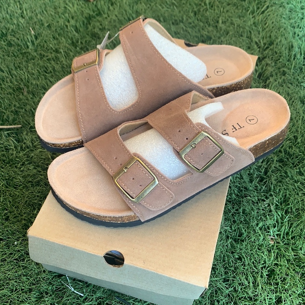 TF Star sandals